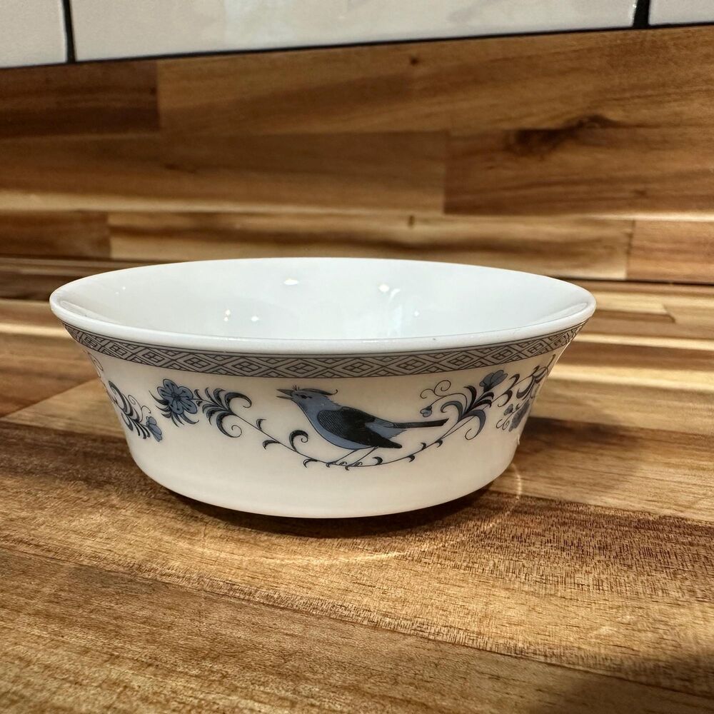 Mini Japanese Porcelain Bowl Blue White Pear Design 1982 Franklin Mint - 1” x 3”